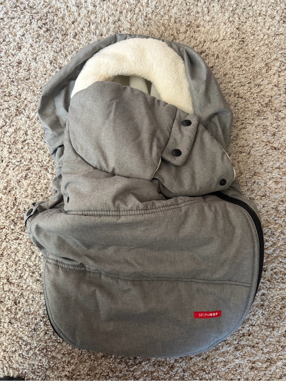 Skip Hop Gray Infant winter Car seat cover  with Plush Lining